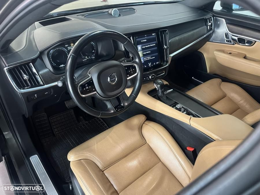 Volvo V90 Cross Country 2.0 D4 Plus AWD Geartronic - 12