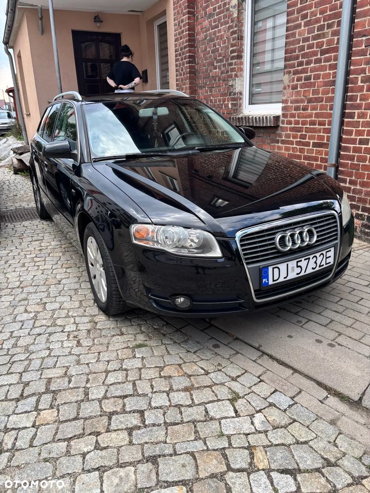 Audi A4 Avant 2.0 TDI DPF - 1