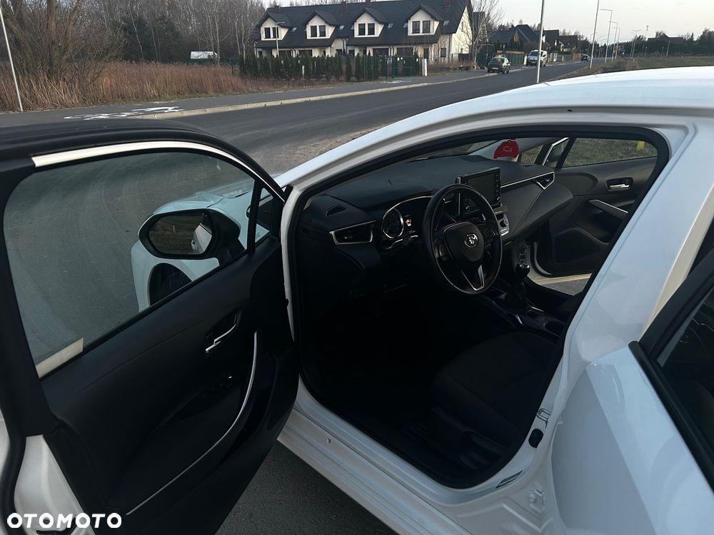 Toyota Corolla 1.6 Comfort - 12