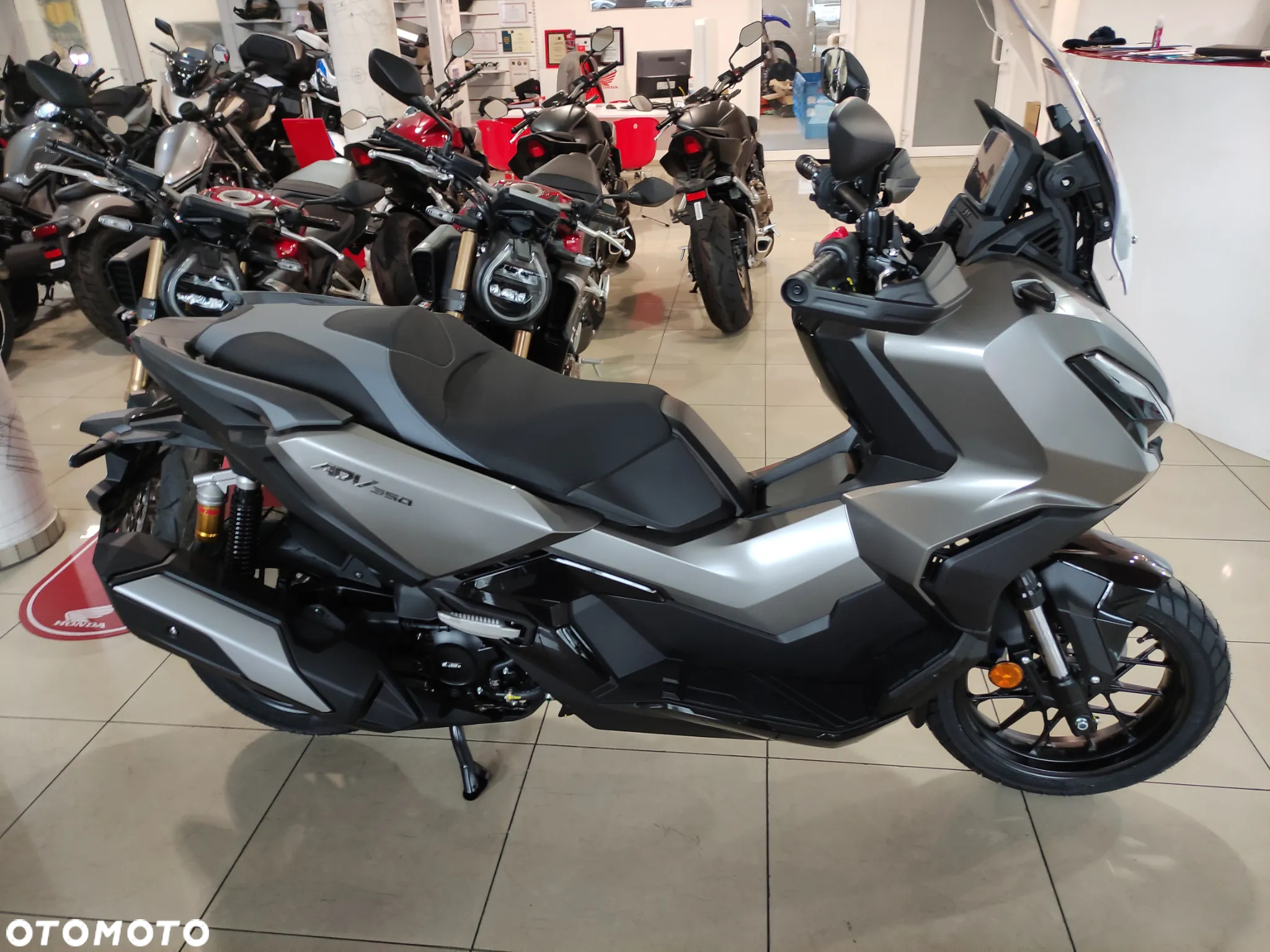 Honda ADV350 - 2
