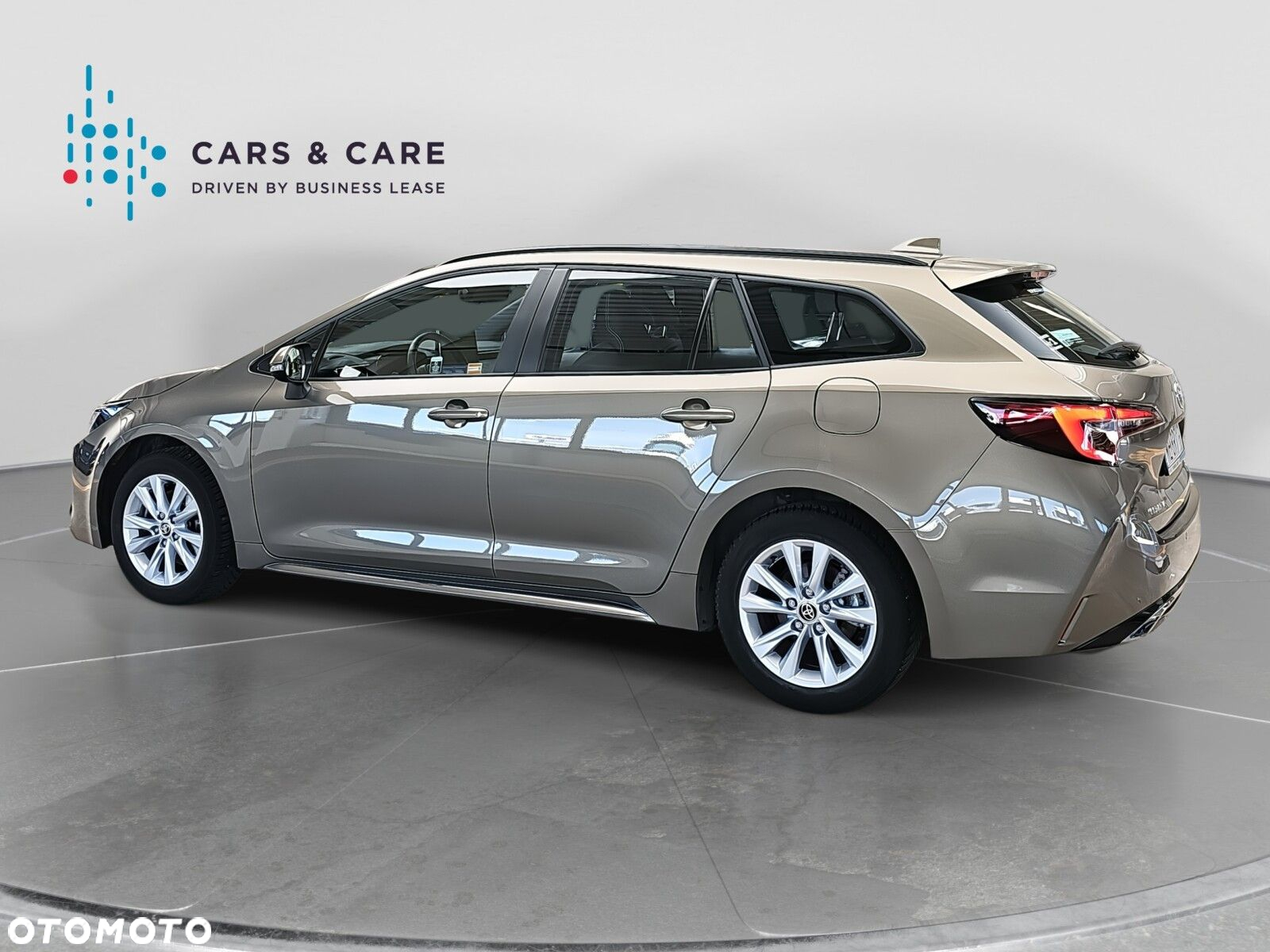 Toyota Corolla 2.0 Hybrid Comfort - 9