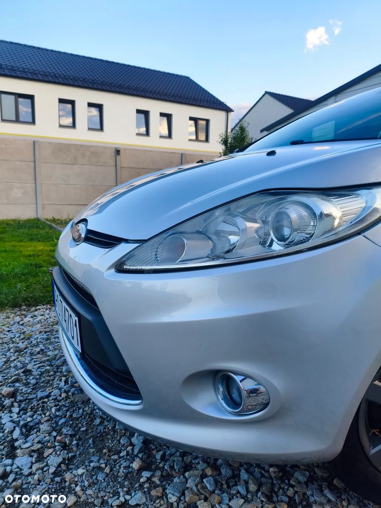 Ford Fiesta 1.25 Titanium EU5 - 12
