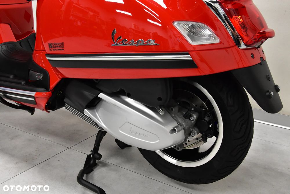 Piaggio Vespa - 32