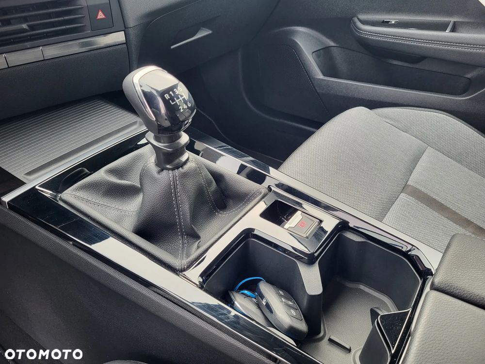 Opel Astra 1.2 Turbo Elegance - 14