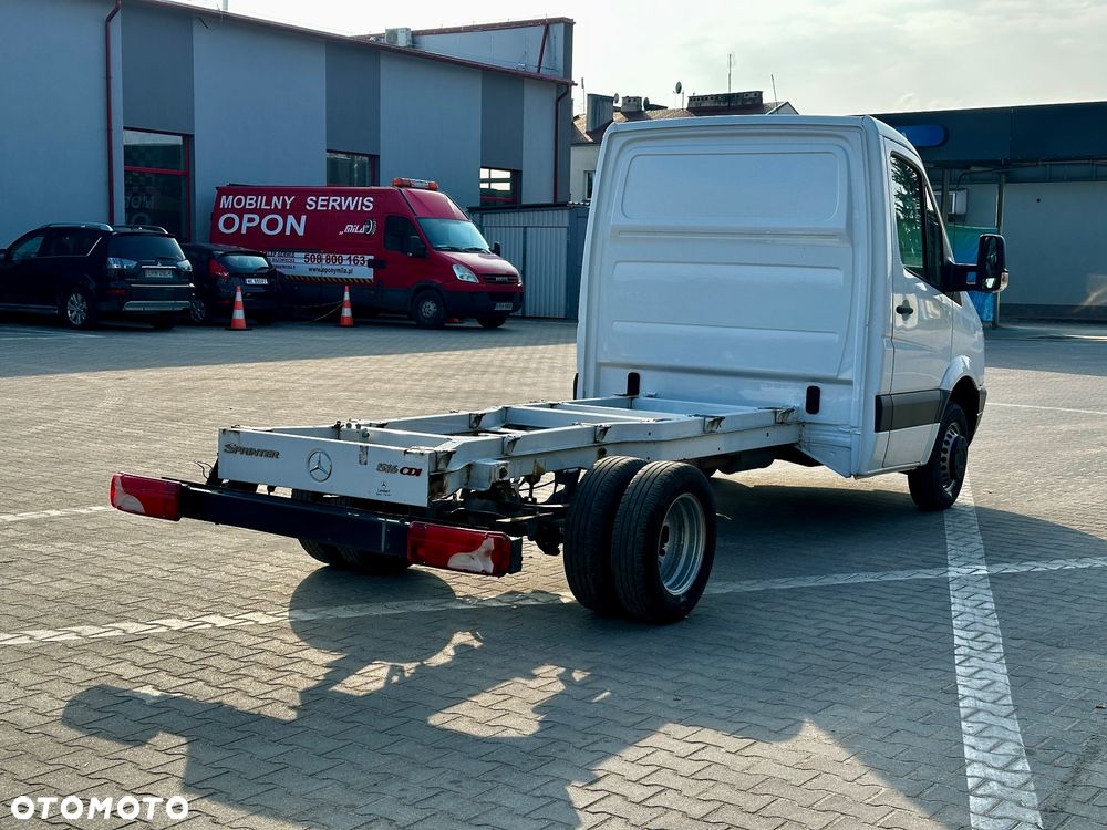 Mercedes-Benz Sprinter - 5