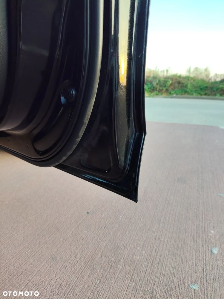 Audi A4 Avant 2.0 TDI - 26