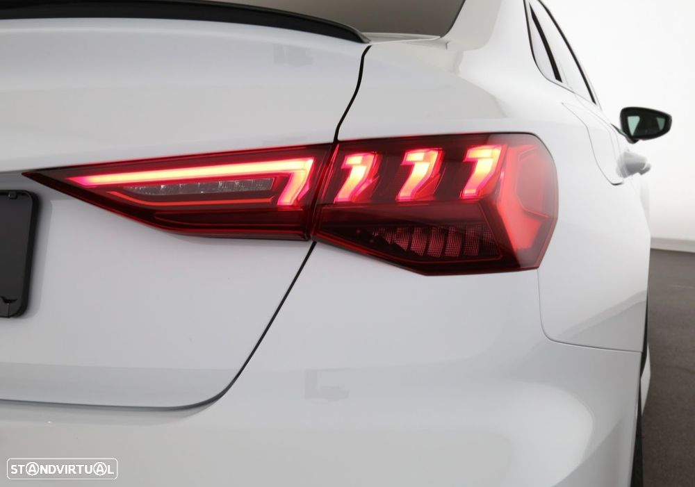 Audi RS3 Limousine - 22