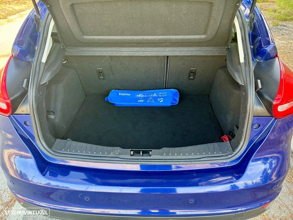 Ford Focus 1.0 SCTi Titanium - 9