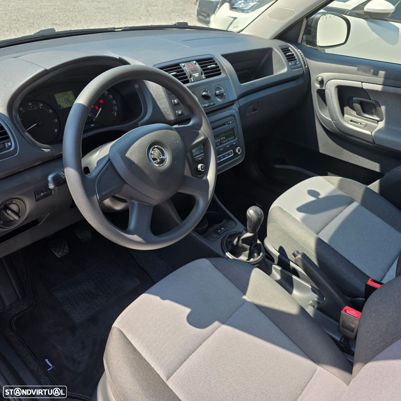 Skoda Fabia 1.2 TSi Active - 18