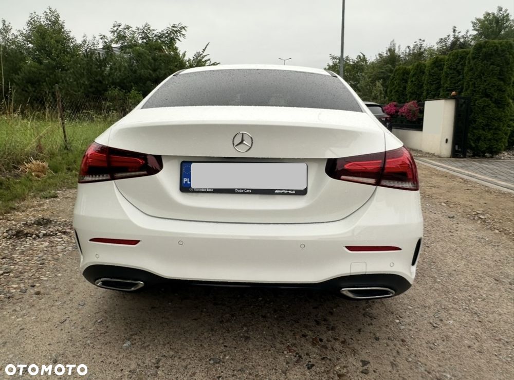 Mercedes-Benz Klasa A 180 d AMG Line 7G-DCT - 4