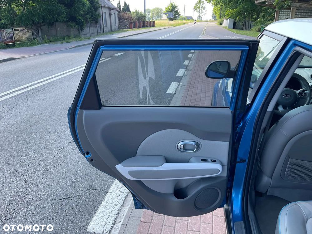Kia Soul Plug - 29