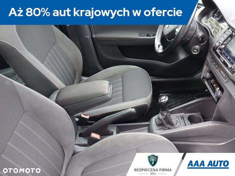Skoda Fabia - 10
