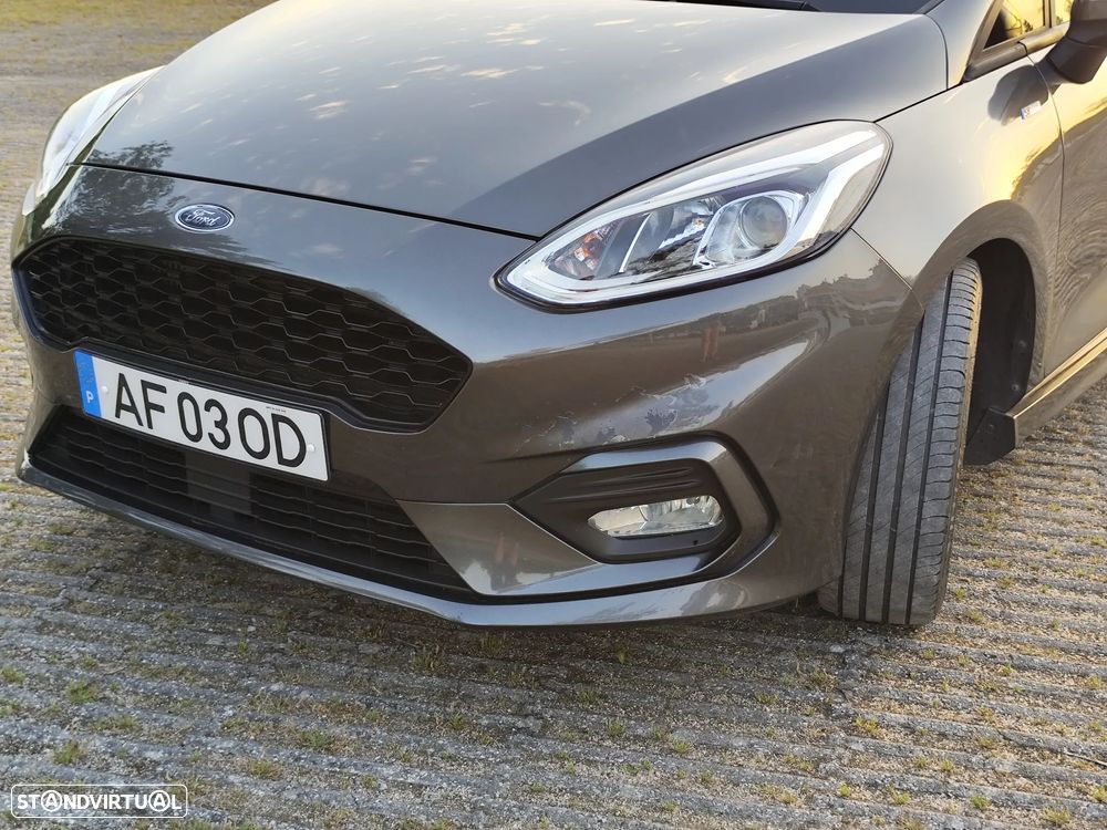Ford Fiesta 1.0 EcoBoost MHEV ST-Line - 22