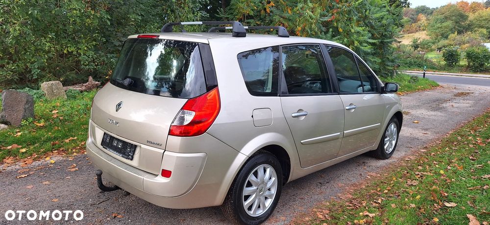 Renault Grand Scenic - 6
