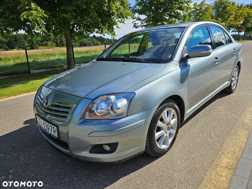 Toyota Avensis 2.0 D-4D Sol - 17
