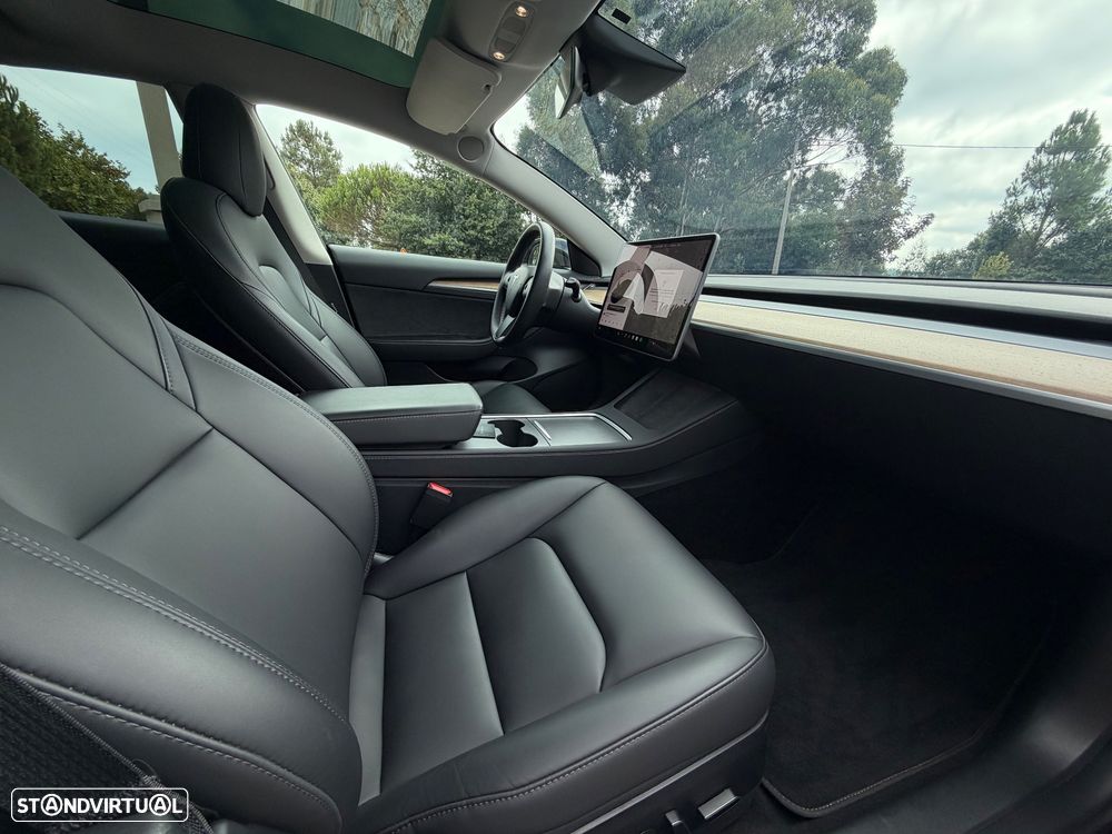 Tesla Model 3 Long Range Tração Traseira - 10