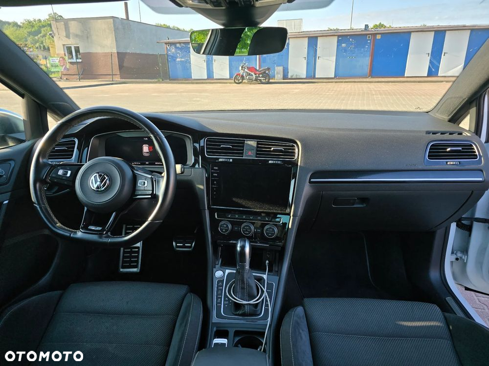 Volkswagen Golf VII 2.0 TSI BMT 4Mot R DSG - 9