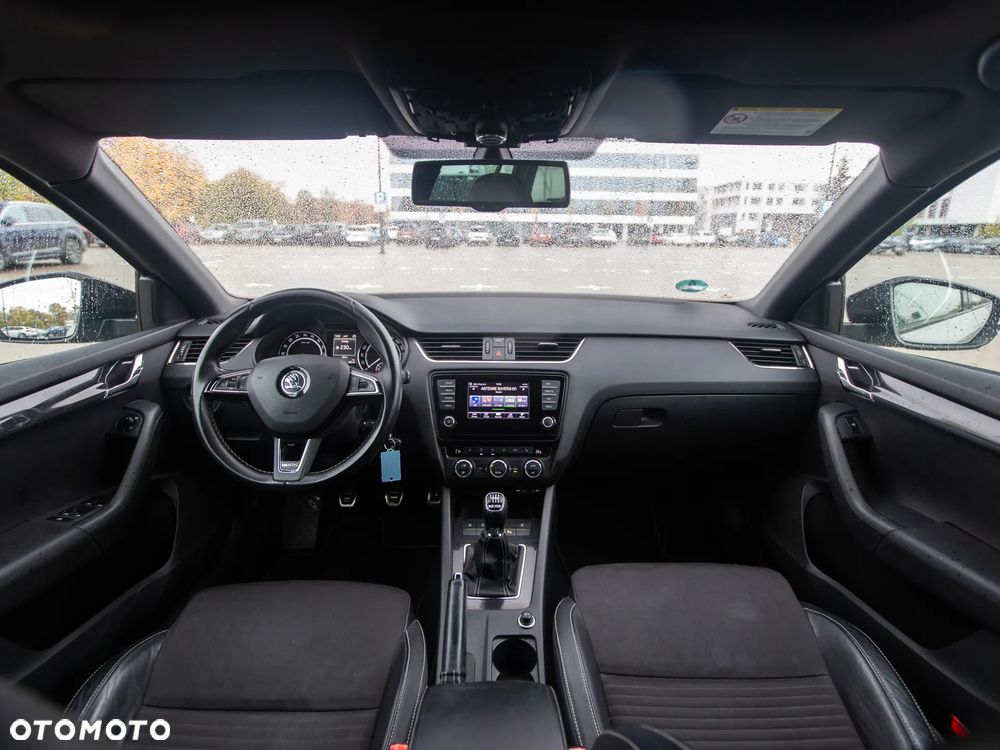 Skoda Octavia 2.0 TDI (Green tec) RS - 26