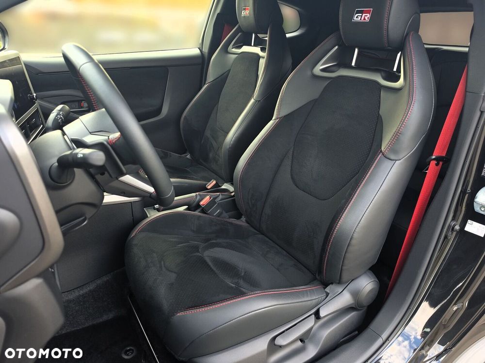 Toyota GR Yaris - 13