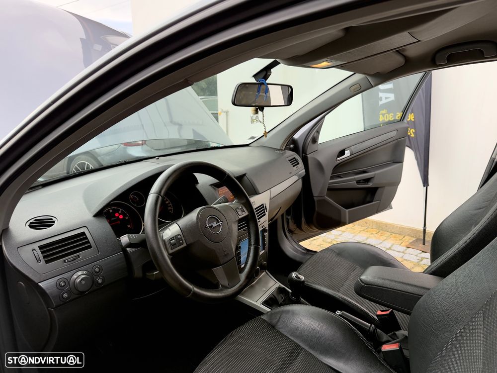 Opel Astra 1.3 CDTi Cosmo - 39