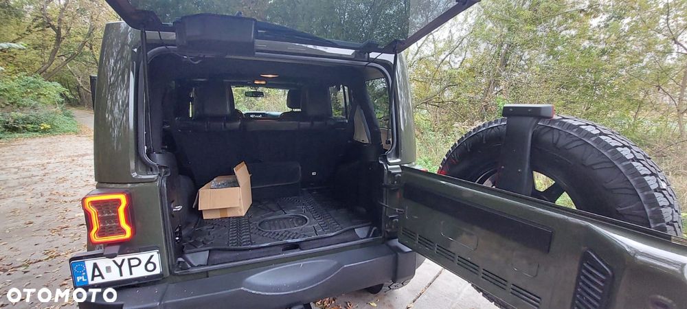 Jeep Wrangler - 6