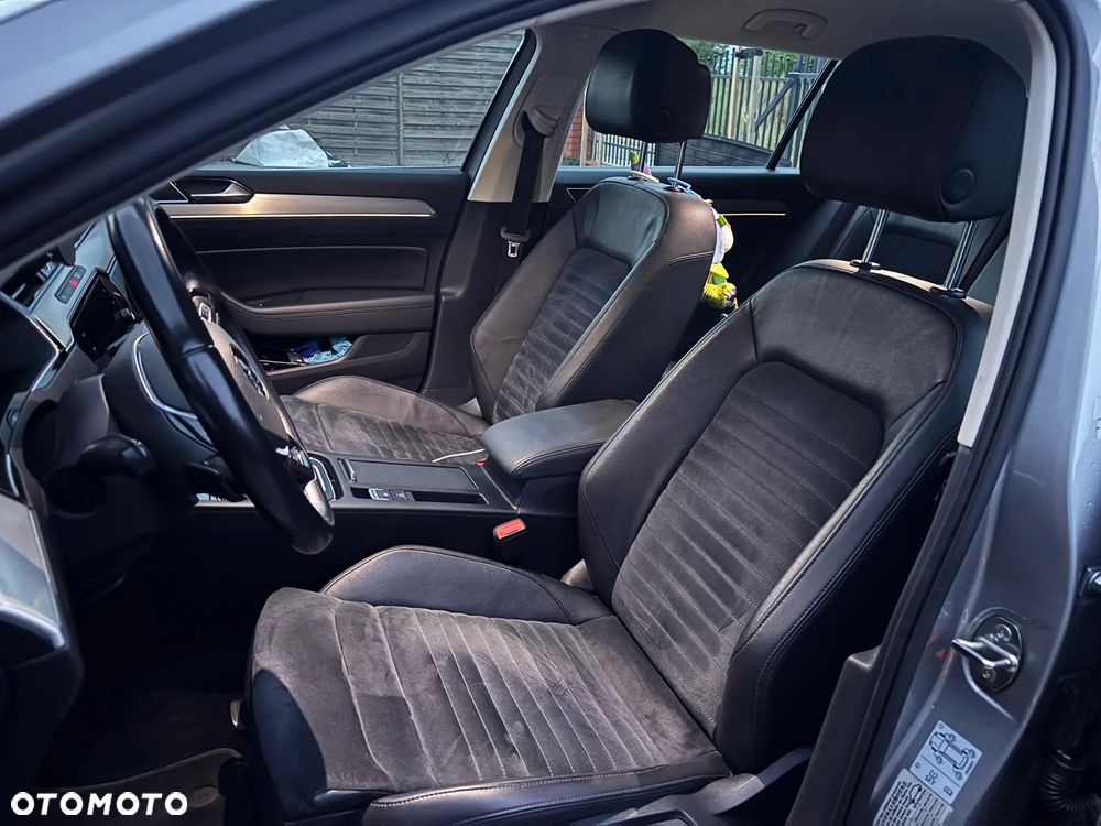 Volkswagen Passat 2.0 TDI SCR Highline DSG - 12