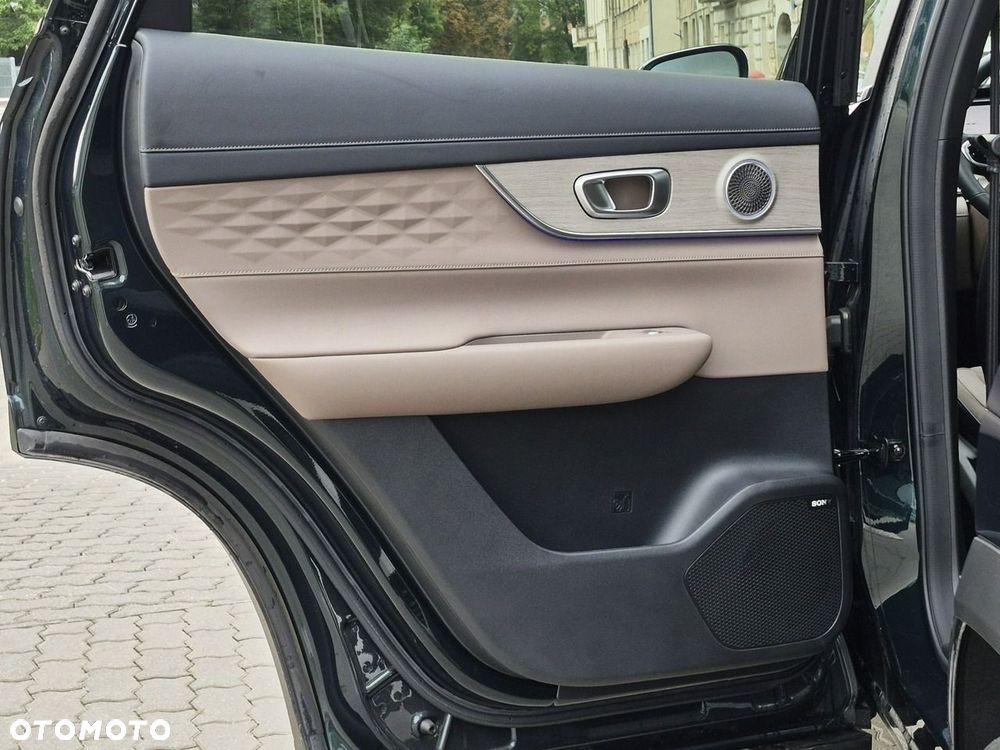 Chery Tiggo 8 1.5 T-GDI Super Hybrid Prestige DCT - 27