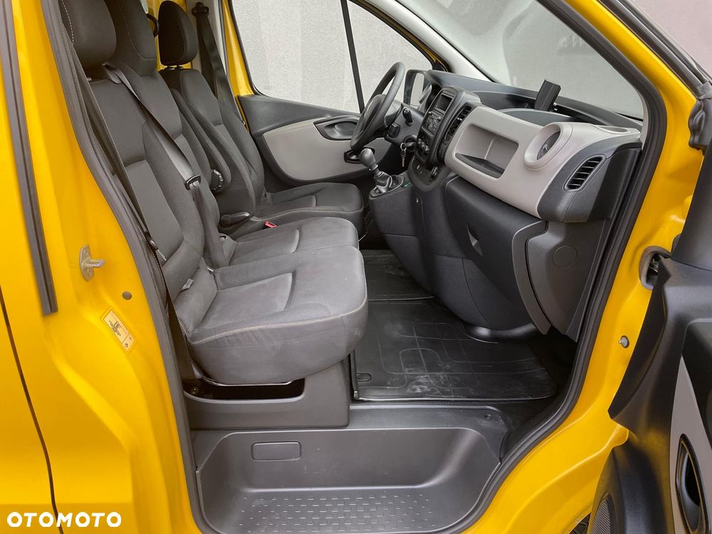 Renault Trafic - 21