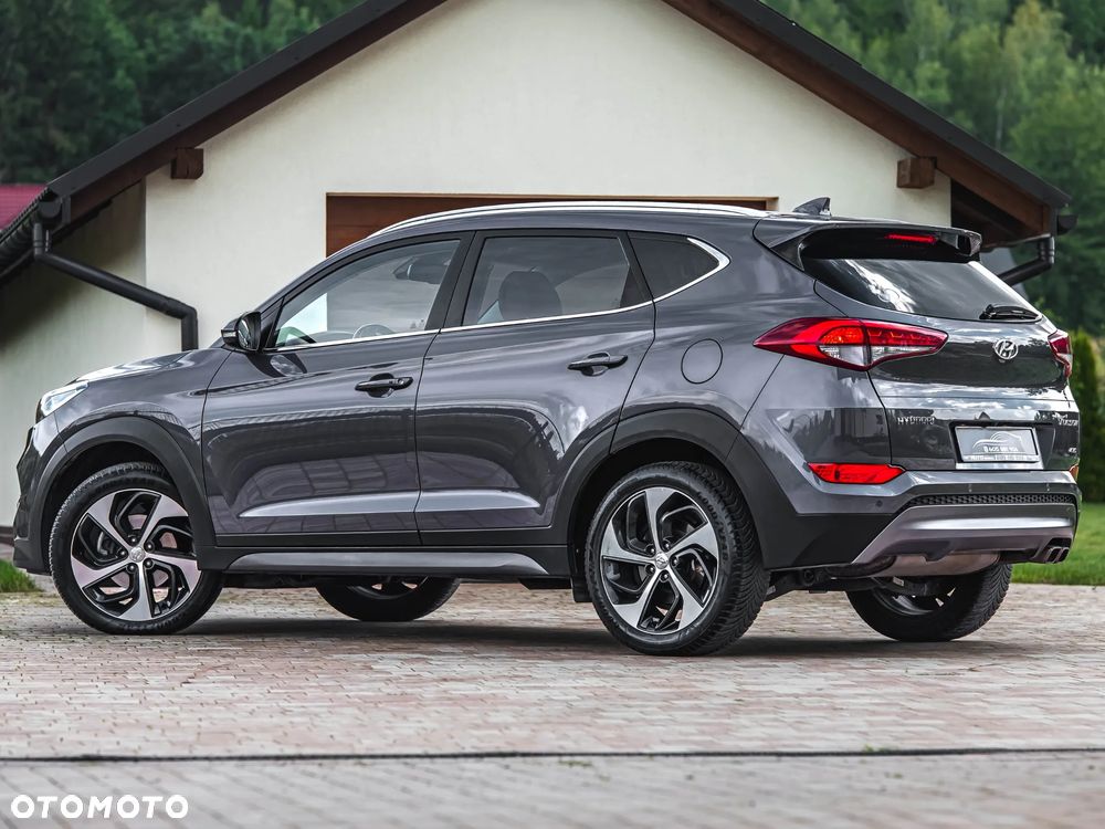 Hyundai Tucson 2.0 CRDi 4WD Automatik Advantage - 39