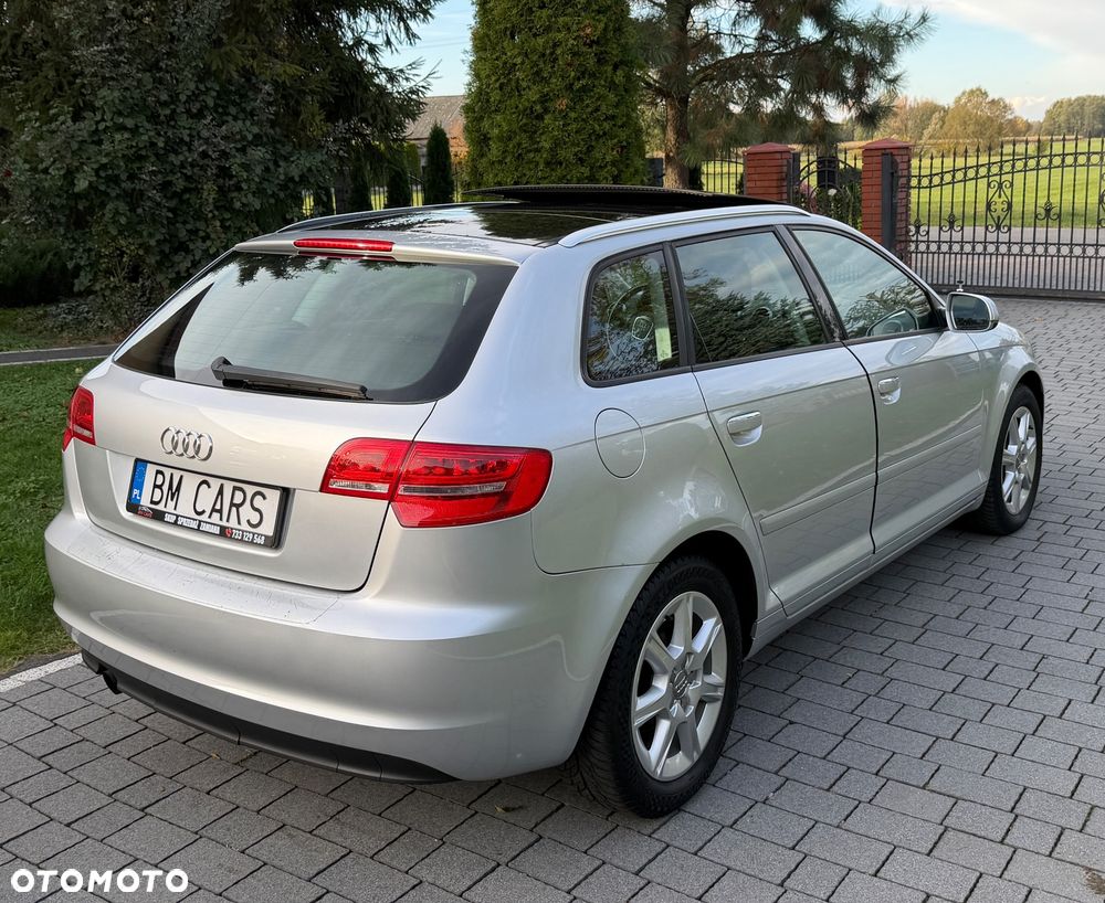 Audi A3 Sportback 2011 photo 5