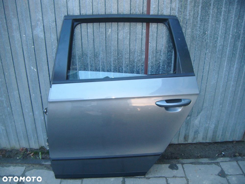 vw passat b6 kombi drzwi lewy tył - 1