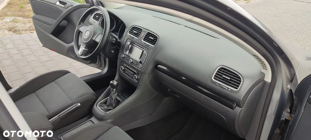 Volkswagen Golf 1.6 Edition - 11