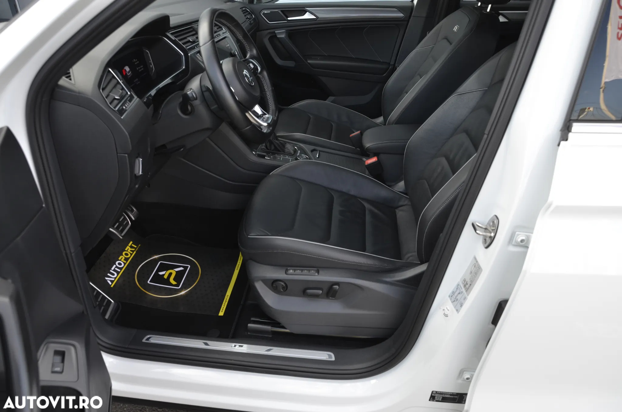 Volkswagen Tiguan Allspace 2.0 TDI SCR 4Motion DSG R-Line - 16