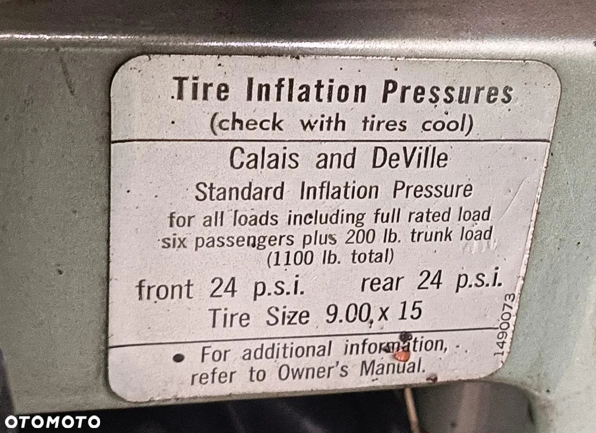 Cadillac Deville - 20