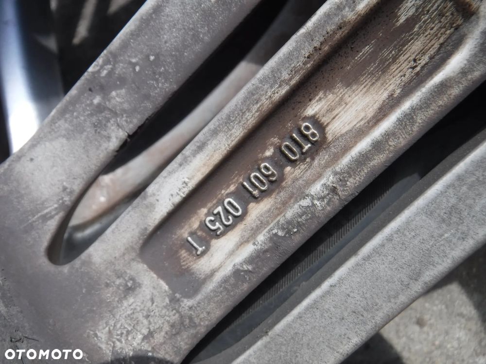 Audi S4 A4 S5 A5 A6 A7  Q3 Q5 alufelgi opony 8T0601025T 5x112 ET33 9J 19 - 13