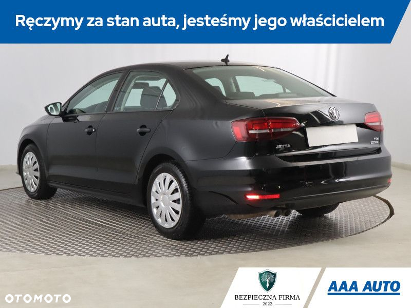 Volkswagen Jetta - 5