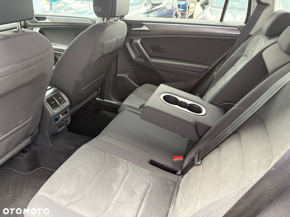 Volkswagen Tiguan Allspace - 15
