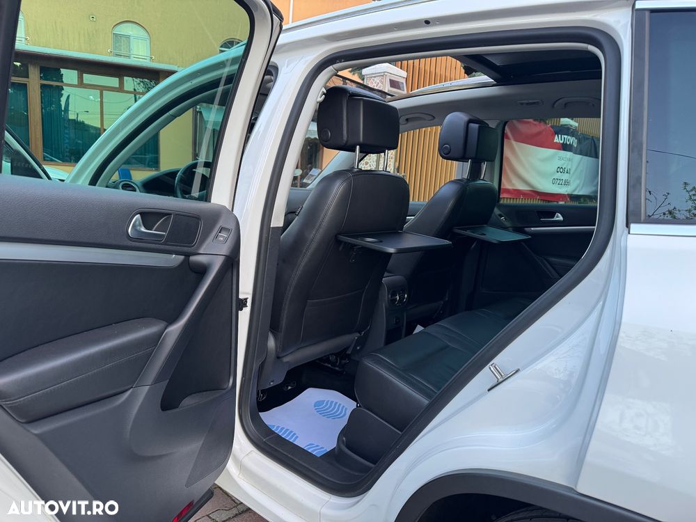 Volkswagen Tiguan 2.0 TDI DPF 4Motion BlueMotion Technology DSG Sport & Style - 10