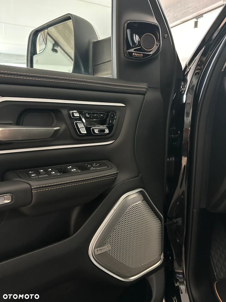 RAM 1500 Tungsten - 14