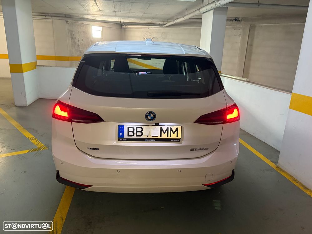 BMW 225xe Active Tourer - 17