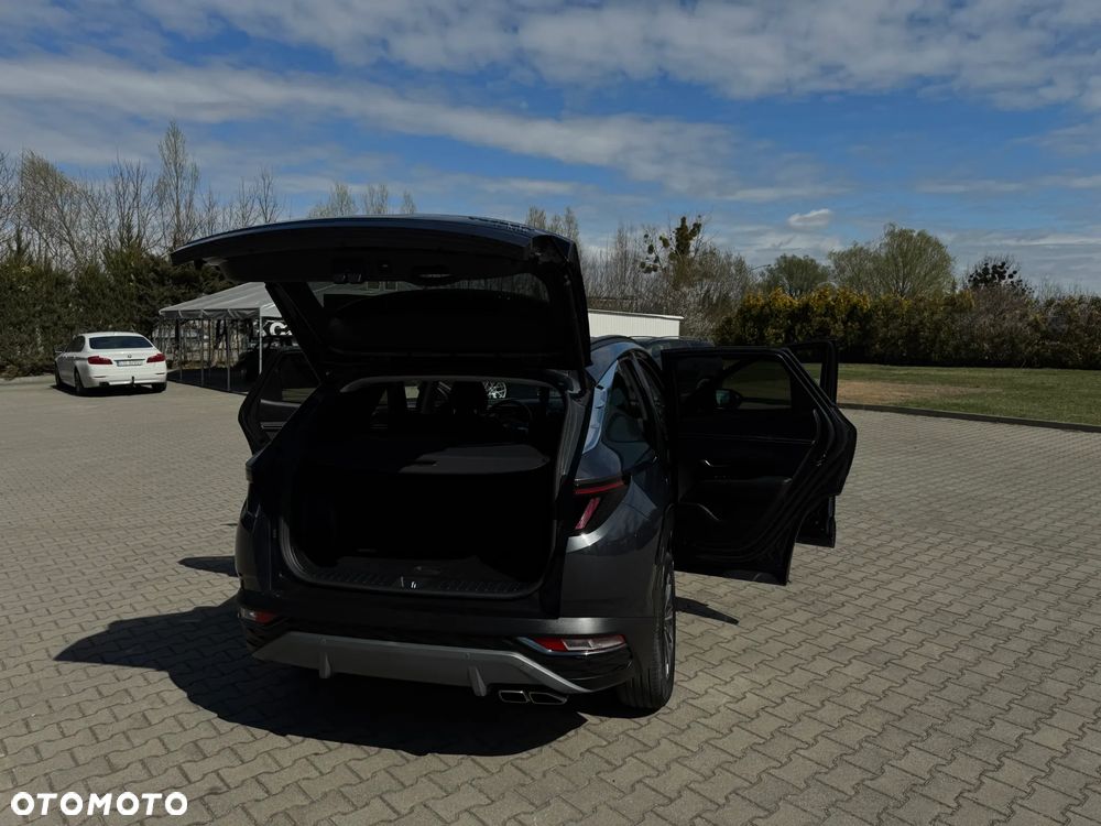 Hyundai Tucson 1.6 T-GDi HEV Executive 2WD - 9