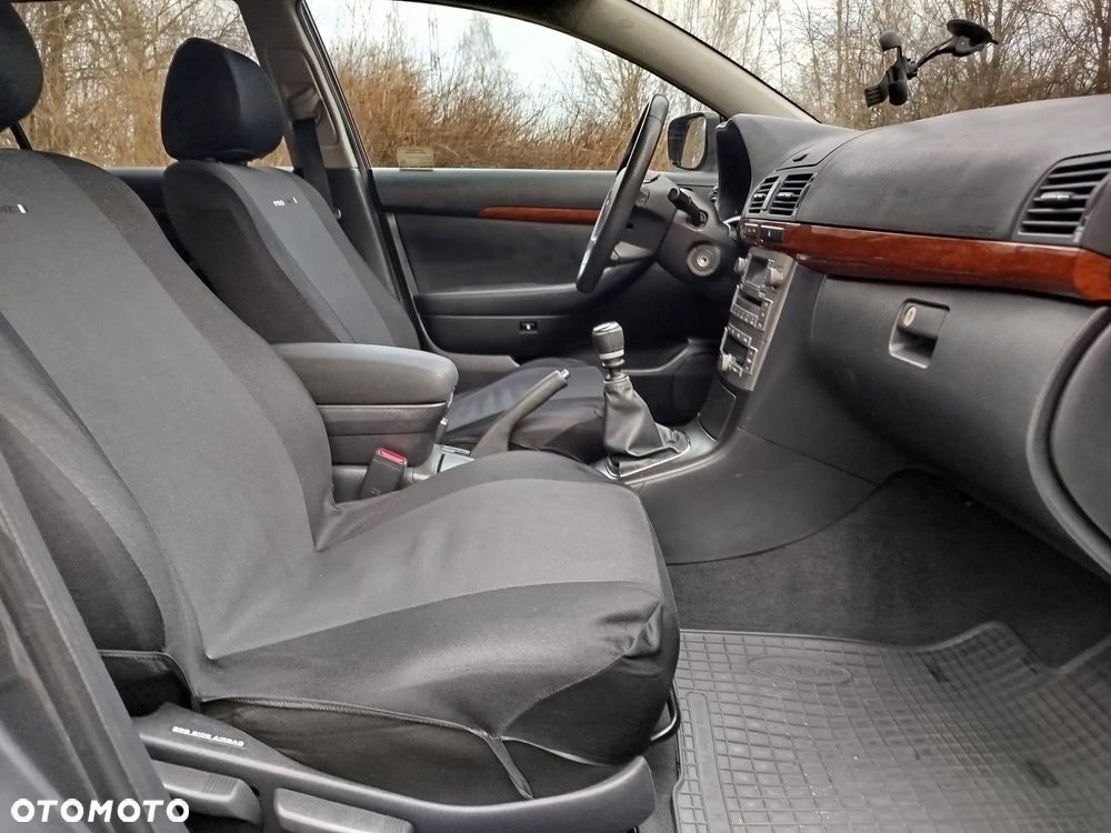Toyota Avensis 2.2 D-4D Prestige - 27