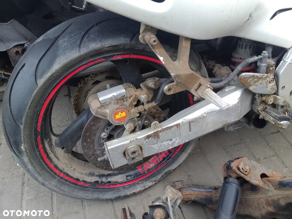 YAMAHA YZF 600 R ( ZATARTY SILNIK ) - CZĘŚCI !!! - 7