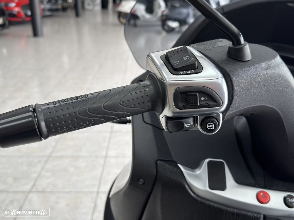 Piaggio MP3 400 HPE - 8