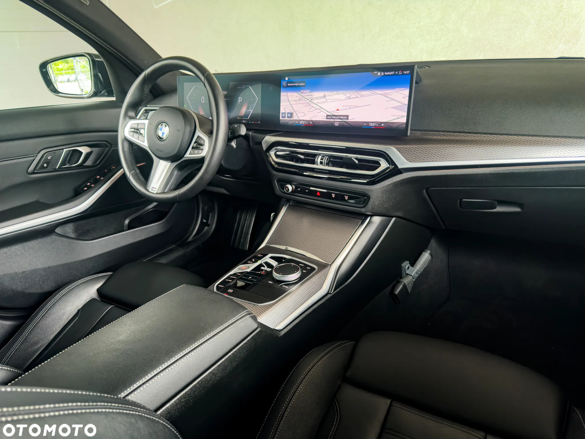 BMW Seria 3 320i M Sport - 33