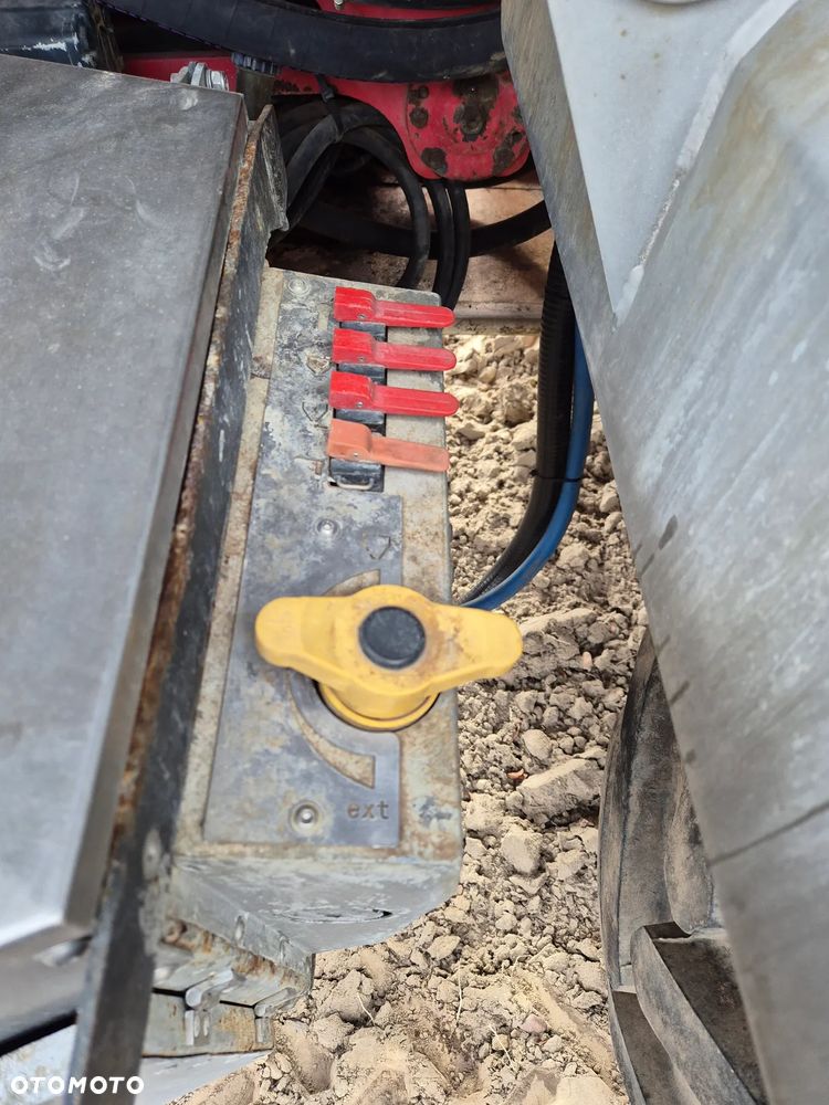 Horsch 299 tys netto opryskiwacz samojezdny Horsch Leeb PT 230 8000l - 19