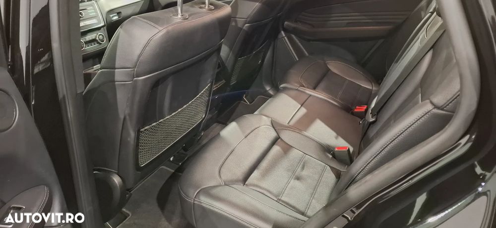 Mercedes-Benz GLE - 22