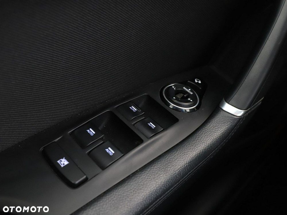 Hyundai i40 Kombi 2.0 Automatik Trend - 38