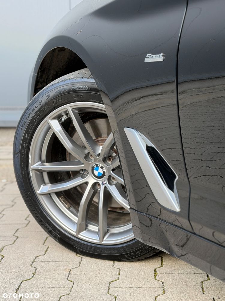 BMW Seria 5 520d xDrive Luxury Line sport - 27