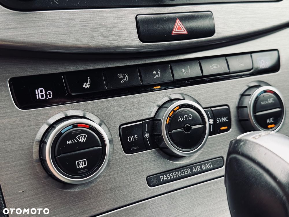 Volkswagen Passat Variant 1.4 TSI DSG BlueMotion Technology Exclusive - 39